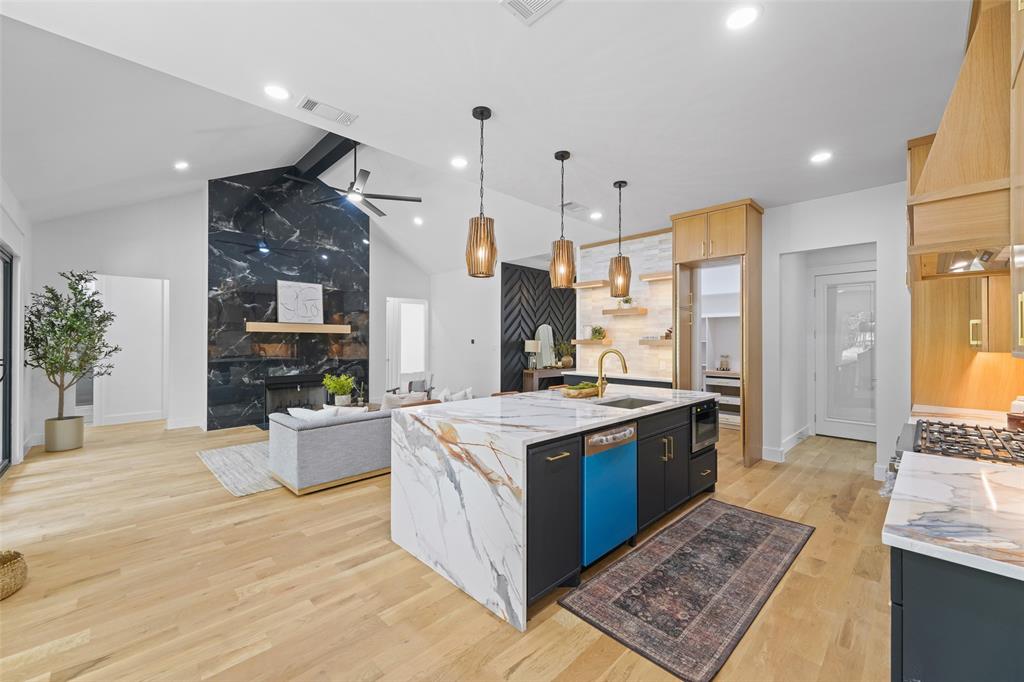 1000 Bluebonnet Ridge Weatherford, TX 76087 - Photo 12 of 39