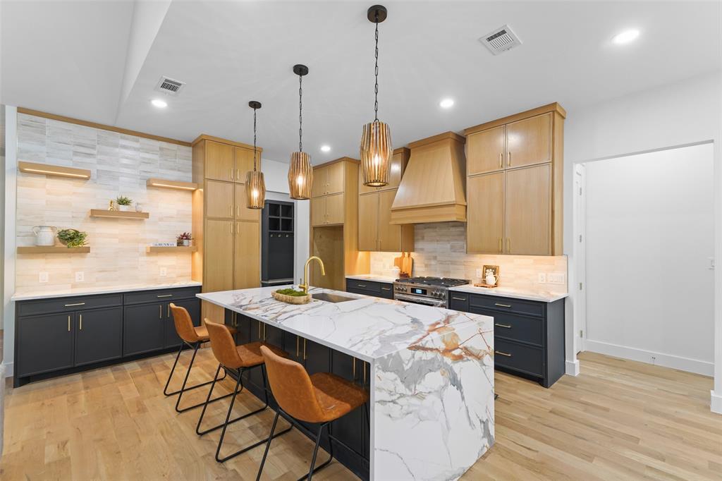 1000 Bluebonnet Ridge Weatherford, TX 76087 - Photo 14 of 39