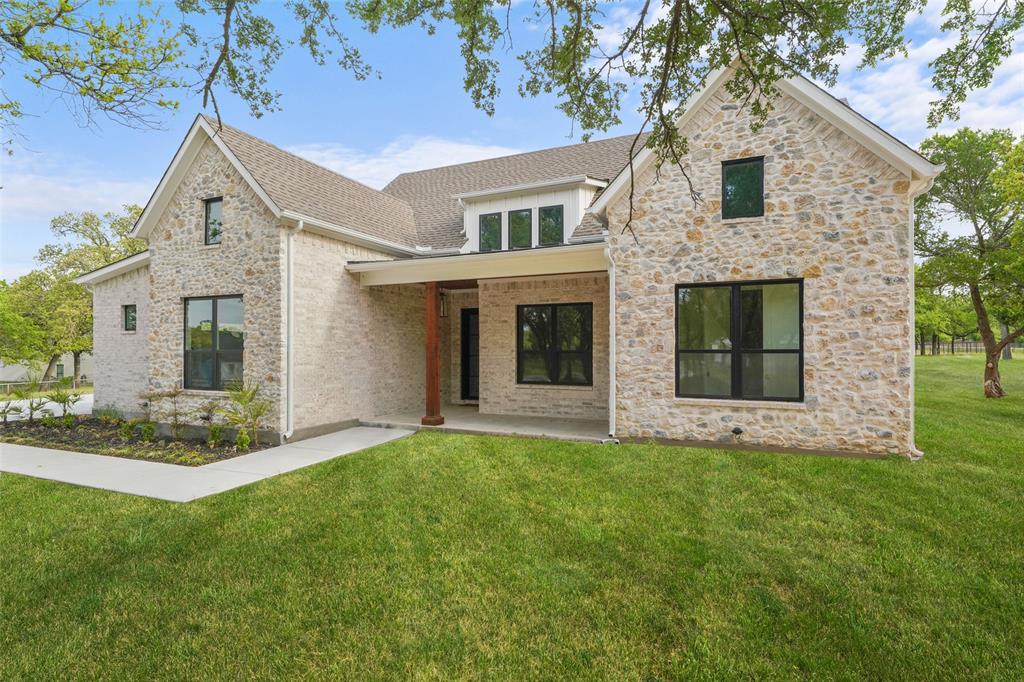 1000 Bluebonnet Ridge Weatherford, TX 76087 - Photo 2 of 39