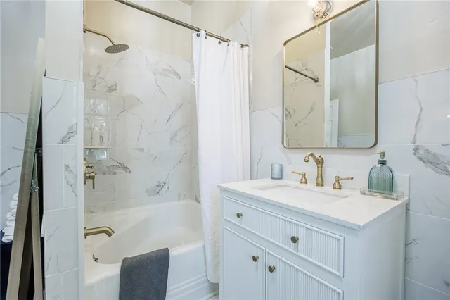 $799,999 | 379 South Main Street, Geneva City, NY 14456