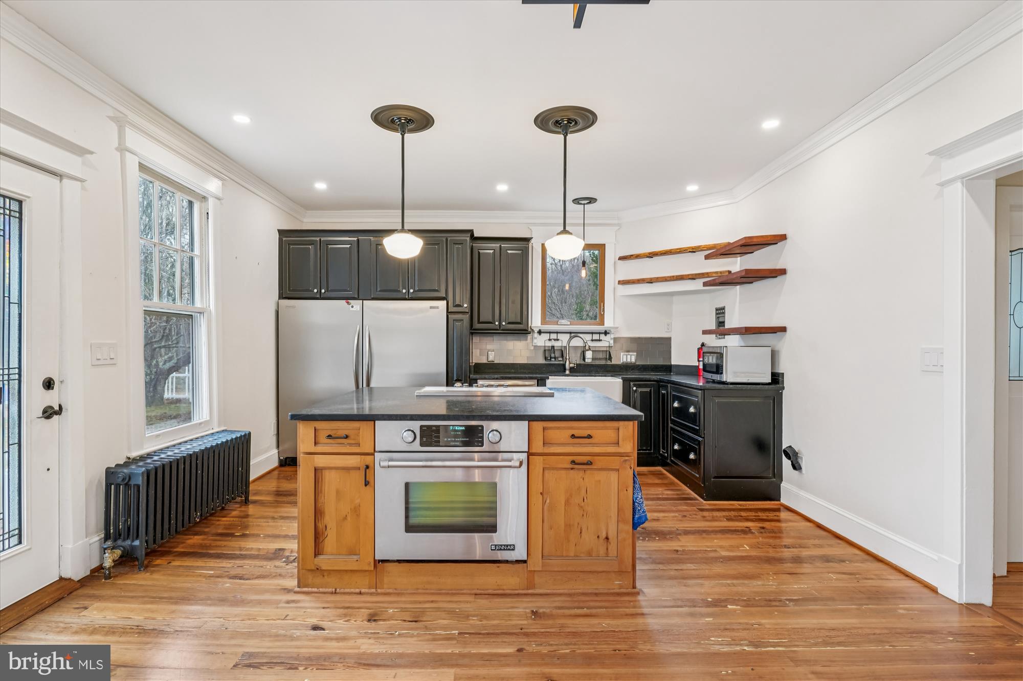 19 Walnut Hill Road La Plata, MD 20646 - Photo 12 of 70 Luxurious and well apportioned kitchen