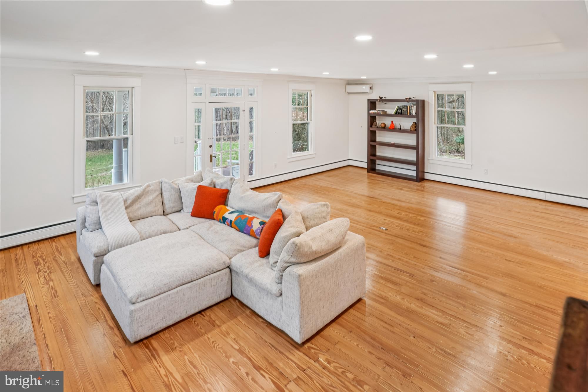 19 Walnut Hill Road La Plata, MD 20646 - Photo 30 of 70 a living room with furniture and wooden floor