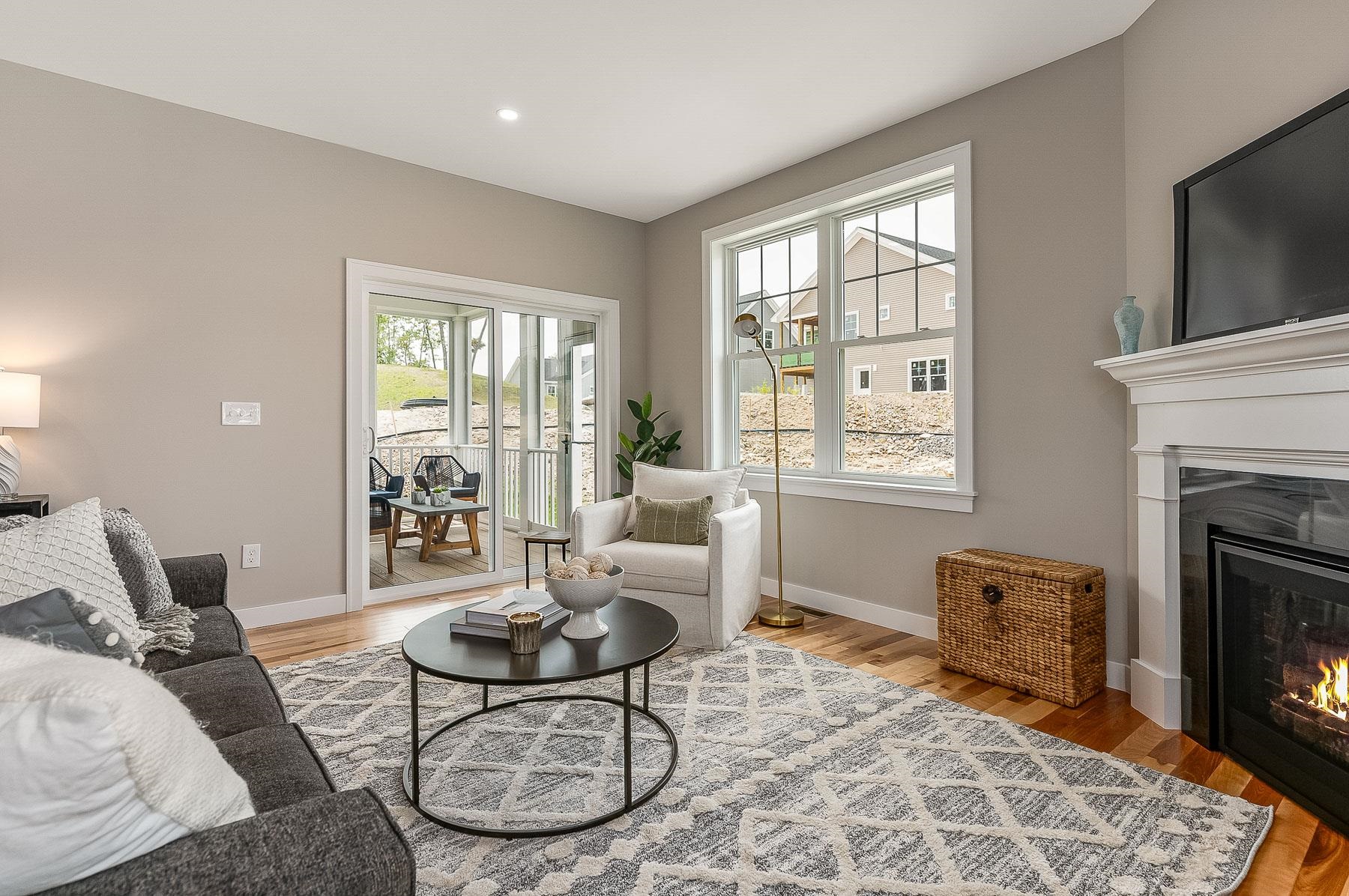 28 The Cliffs, Unit 28 Auburn, NH 03032 - Photo 13 of 40