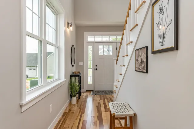 $819,900 | 28 The Cliffs, Unit 28, Auburn, NH 03032