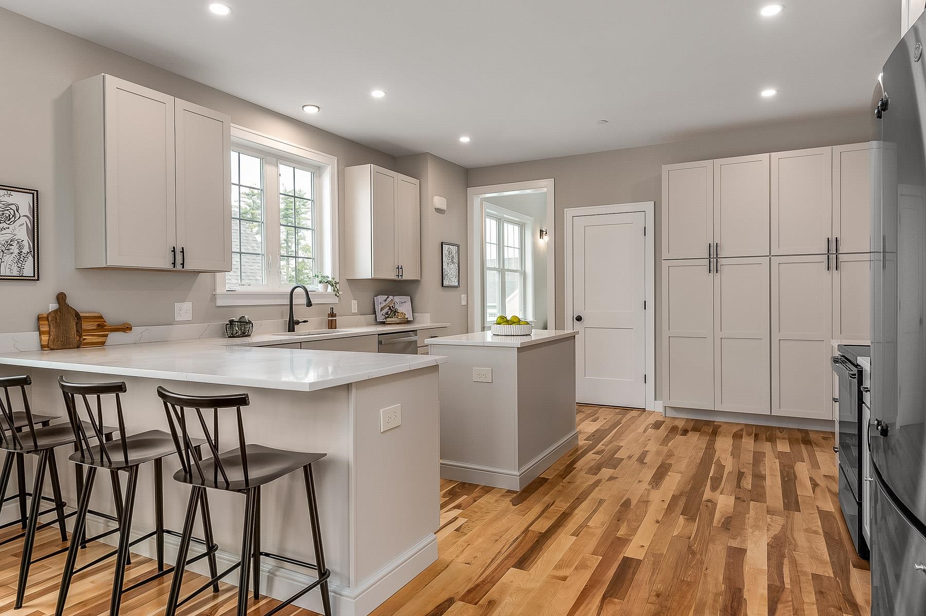 28 The Cliffs, Unit 28 Auburn, NH 03032 - Photo 8 of 40