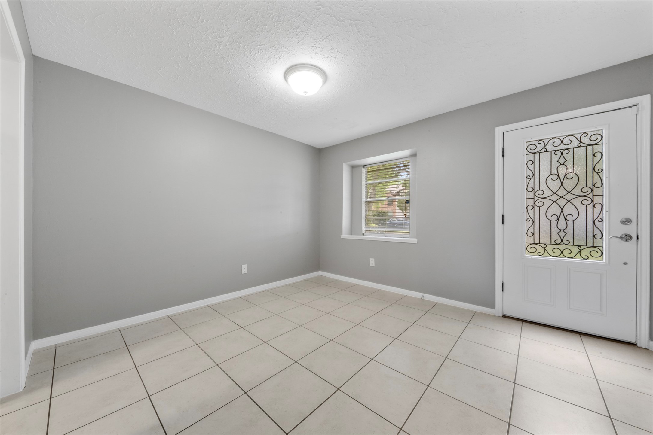 11610 South Kirkwood Road Houston, TX 77477 - Photo 4 of 25 Dining Room