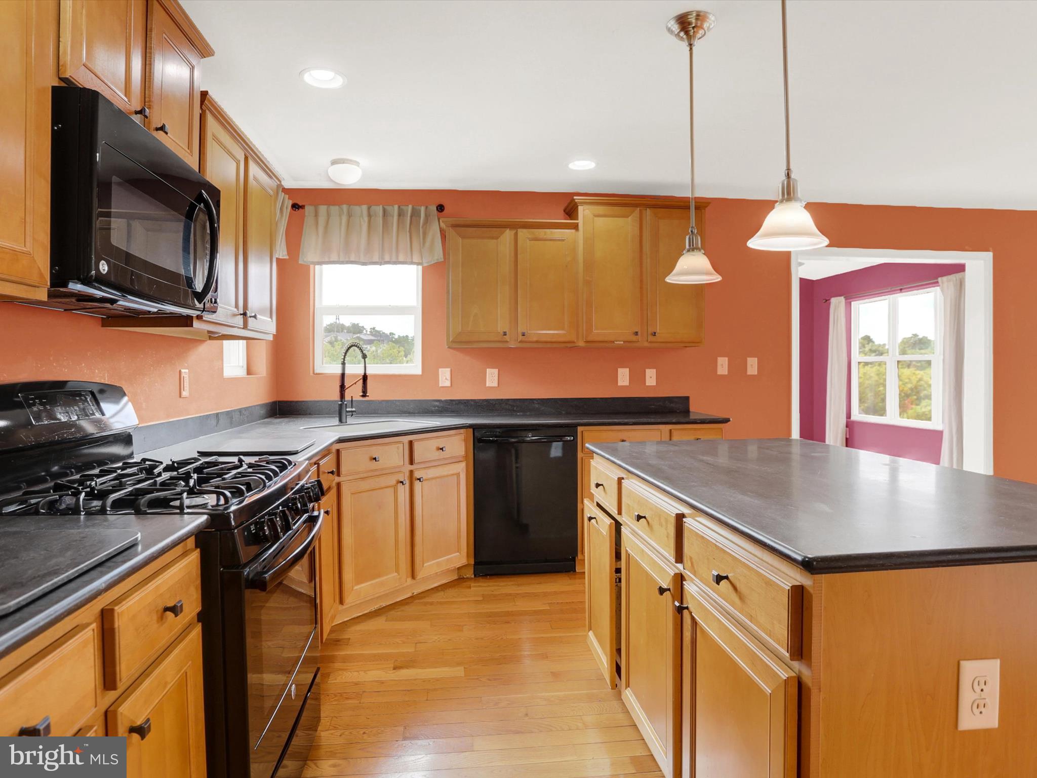 419 Princeton Road Harrisburg, PA 17111 - Photo 6 of 42 Gallery Image 6