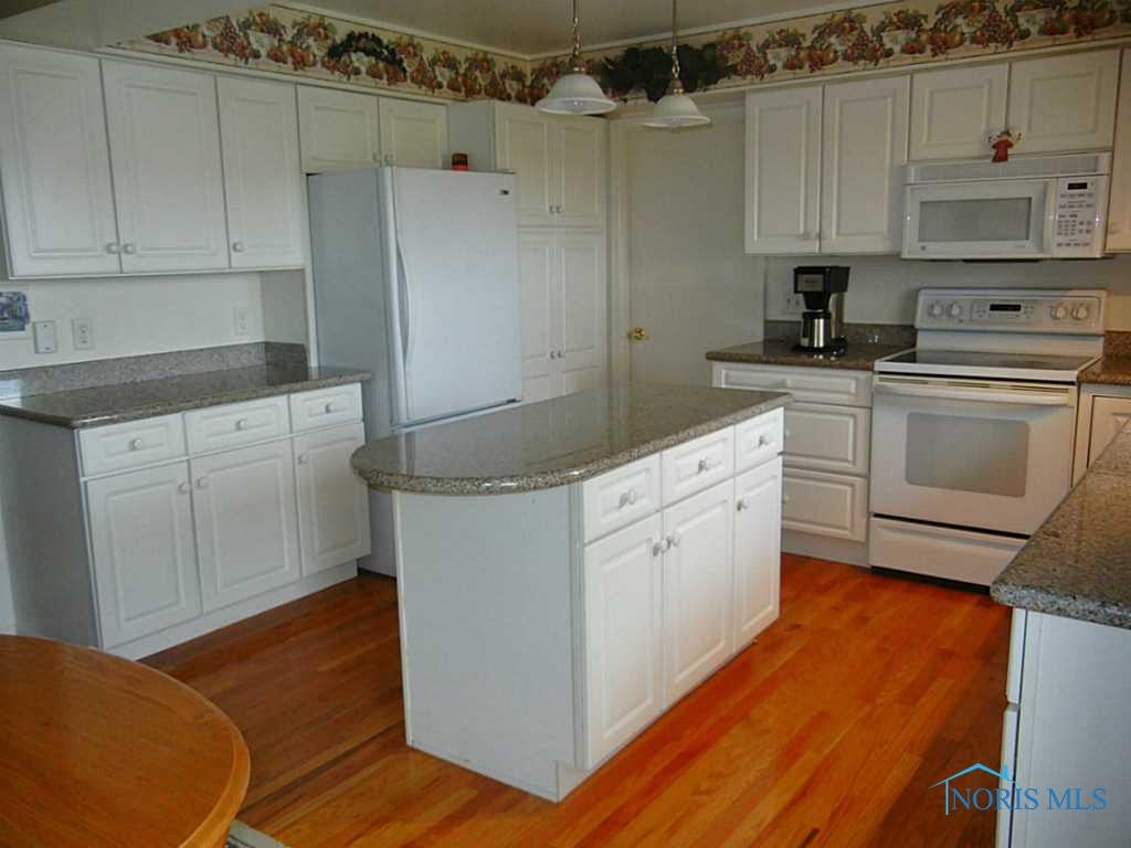 15832 Five Point Road Perrysburg, OH 43551 - Photo 3 of 20 Gallery Image 3