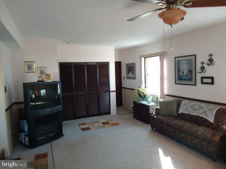 613 Warwick Road Fairless Hills, PA 19030 - Photo 14 of 25 Family Room