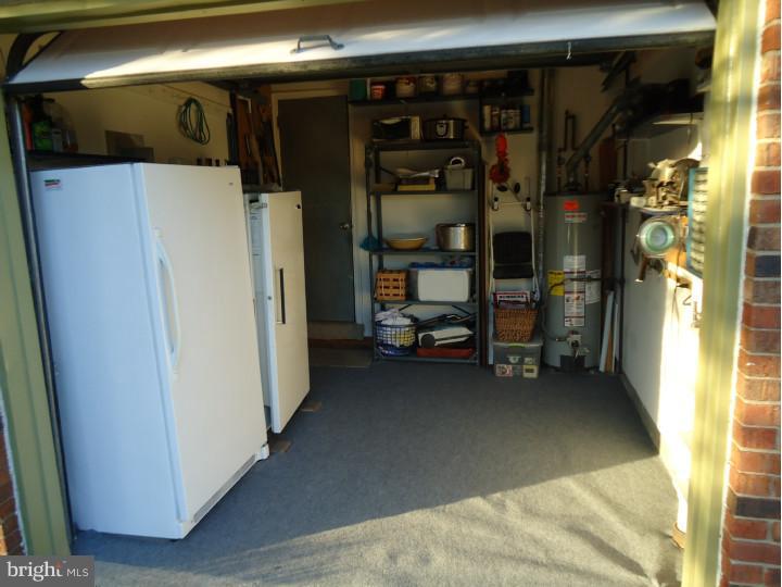 613 Warwick Road Fairless Hills, PA 19030 - Photo 3 of 25 Garage