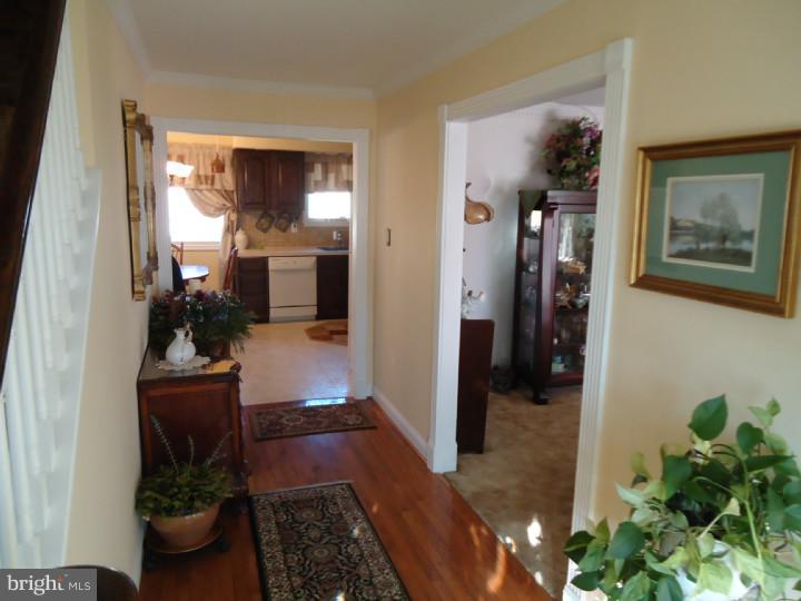 613 Warwick Road Fairless Hills, PA 19030 - Photo 5 of 25 Foyer