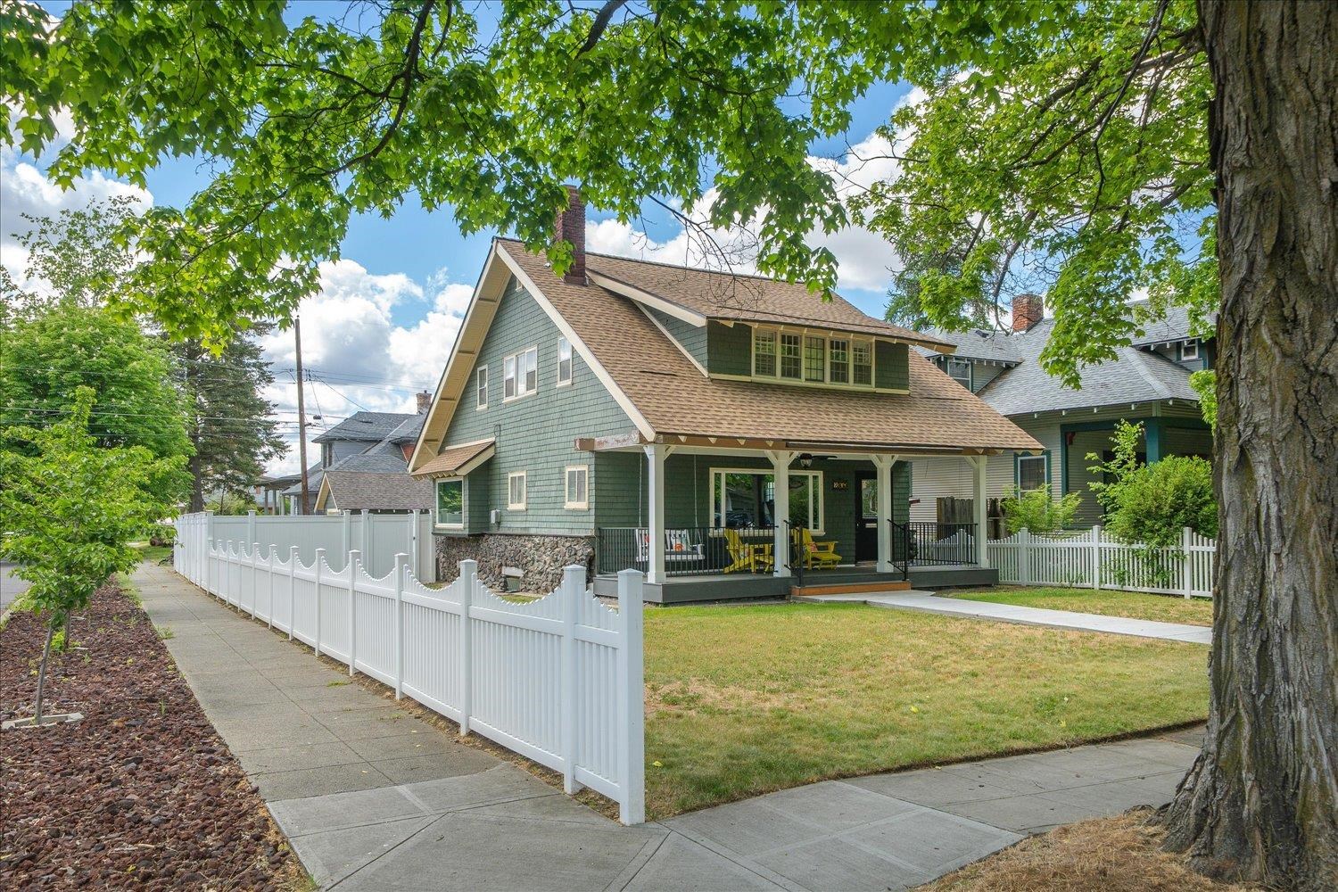 2903 West Sharp Avenue Spokane, WA 99201 - Photo 1 of 37