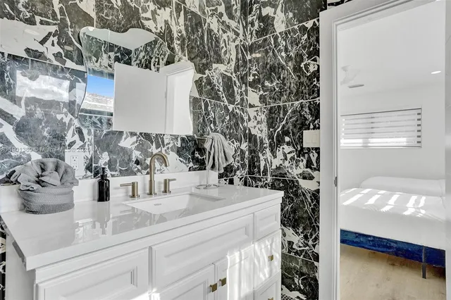 a view of a house with a yard and garage