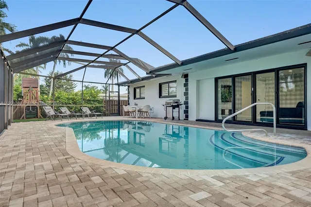 $1,995,000 | 1141 North North Lake Drive, Hollywood, FL 33019