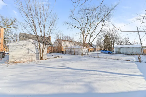 $169,900 | 17714 Burnham Avenue, Lansing, IL 60438