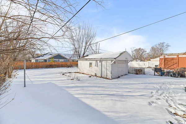 $169,900 | 17714 Burnham Avenue, Lansing, IL 60438
