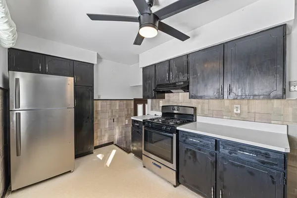 $169,900 | 17714 Burnham Avenue, Lansing, IL 60438