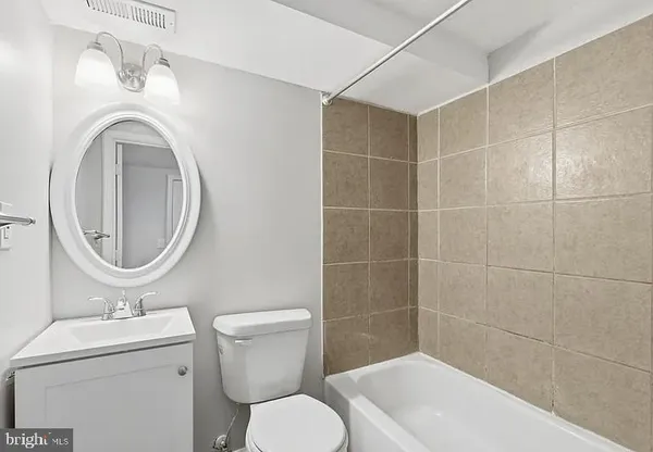 $1,799 | 2429 Barclay Street, Unit 1, Baltimore, MD 21218