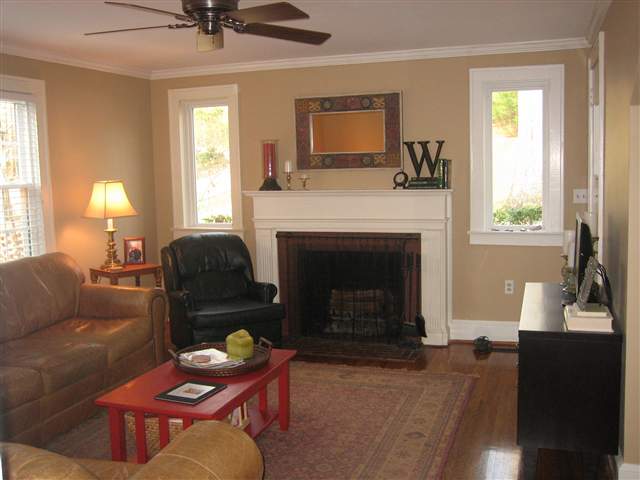 2044 Cleveland St Extension Greenville, SC 29607 - Photo 4 of 25
