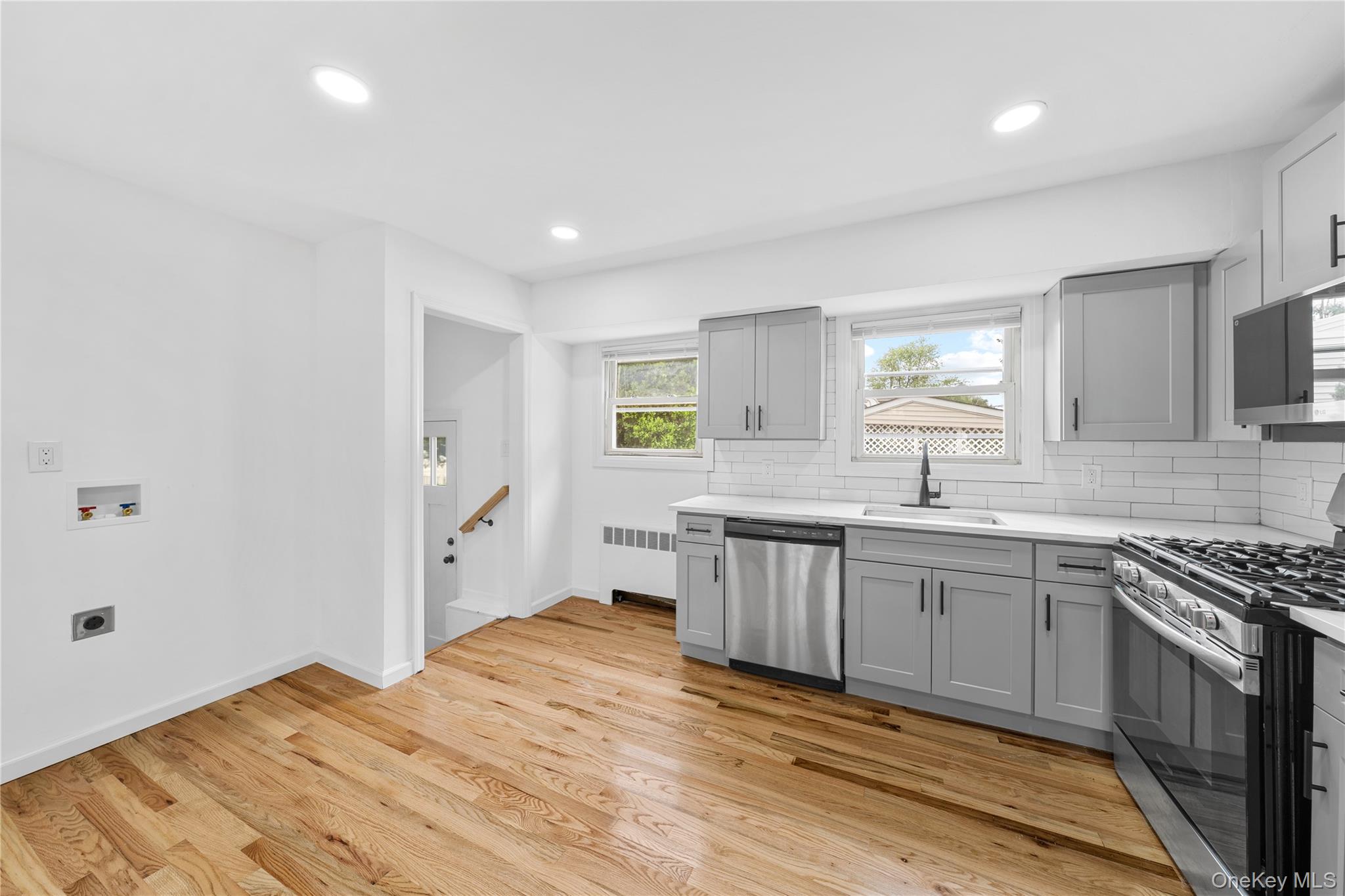504 Decatur Street Uniondale, NY 11553 - Photo 7 of 12