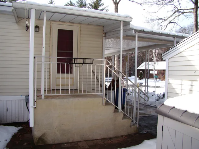 $260,000 | 77 Birchwood Drive, Hollis, NH 03049