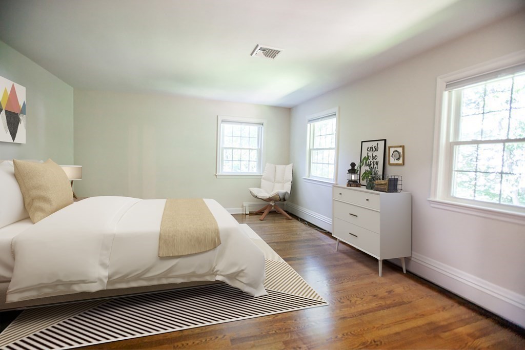 11 Trinity Court Wellesley, MA 02481 - Photo 12 of 24 Gallery Image 12