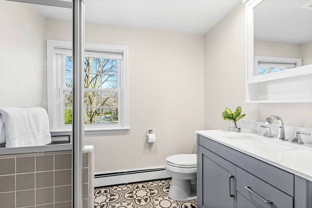 11 Trinity Court Wellesley, MA 02481 - Photo 15 of 24 Gallery Image 15