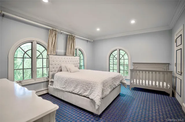 a bathroom with a sink and toilet