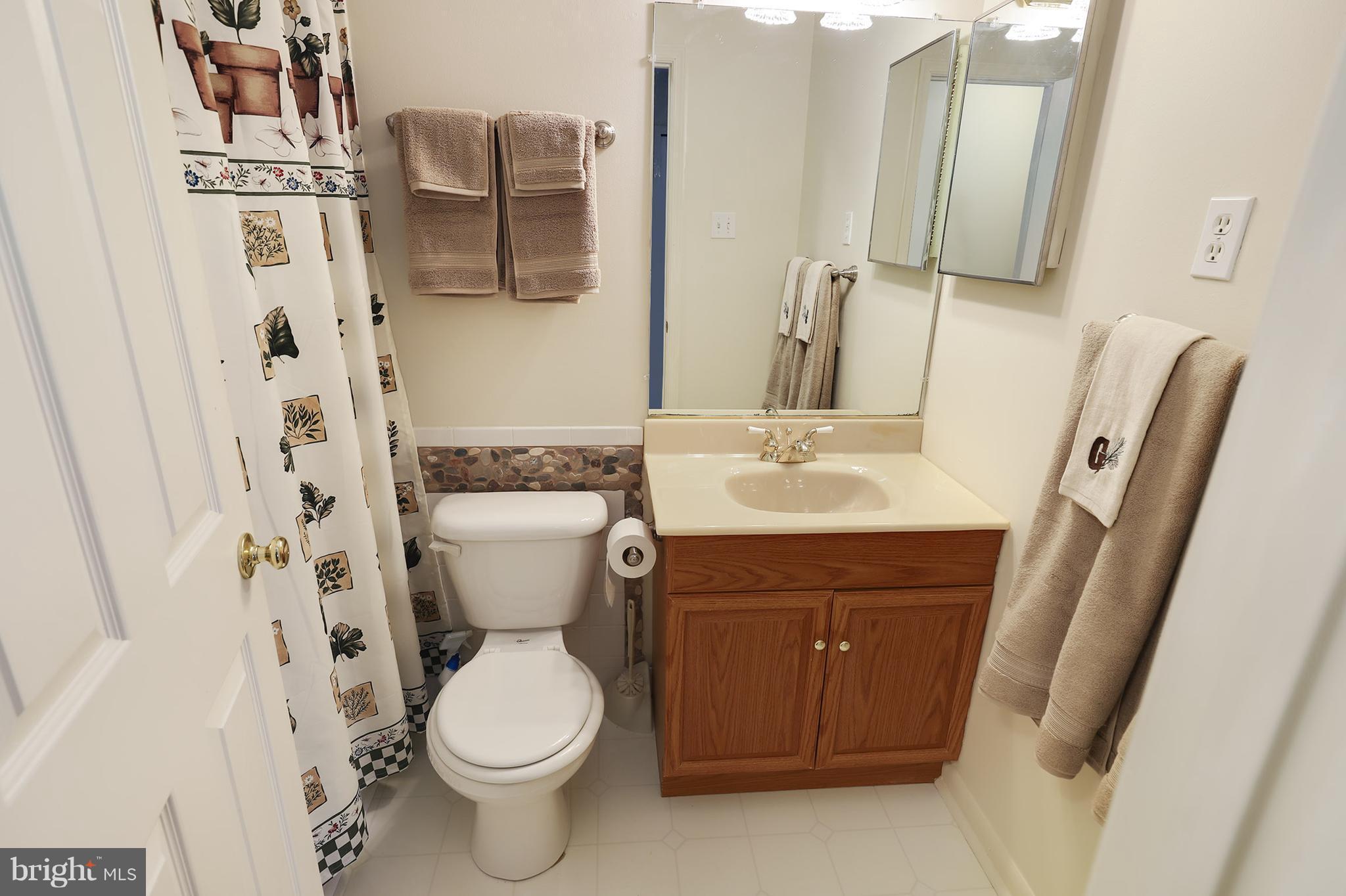 12057 Pierce Road Waldorf, MD 20601 - Photo 18 of 30 Bath
