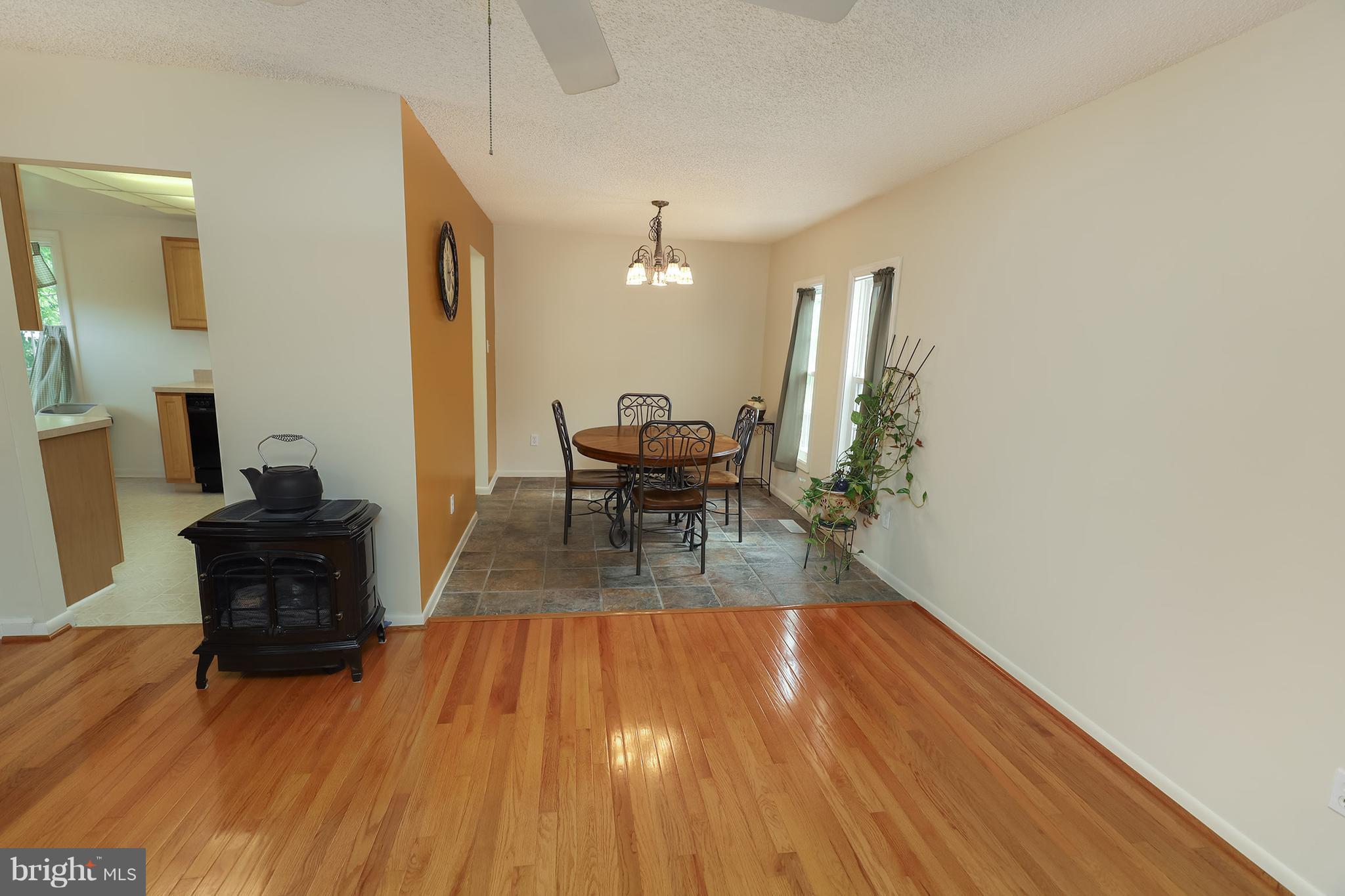 12057 Pierce Road Waldorf, MD 20601 - Photo 3 of 30 Living Room