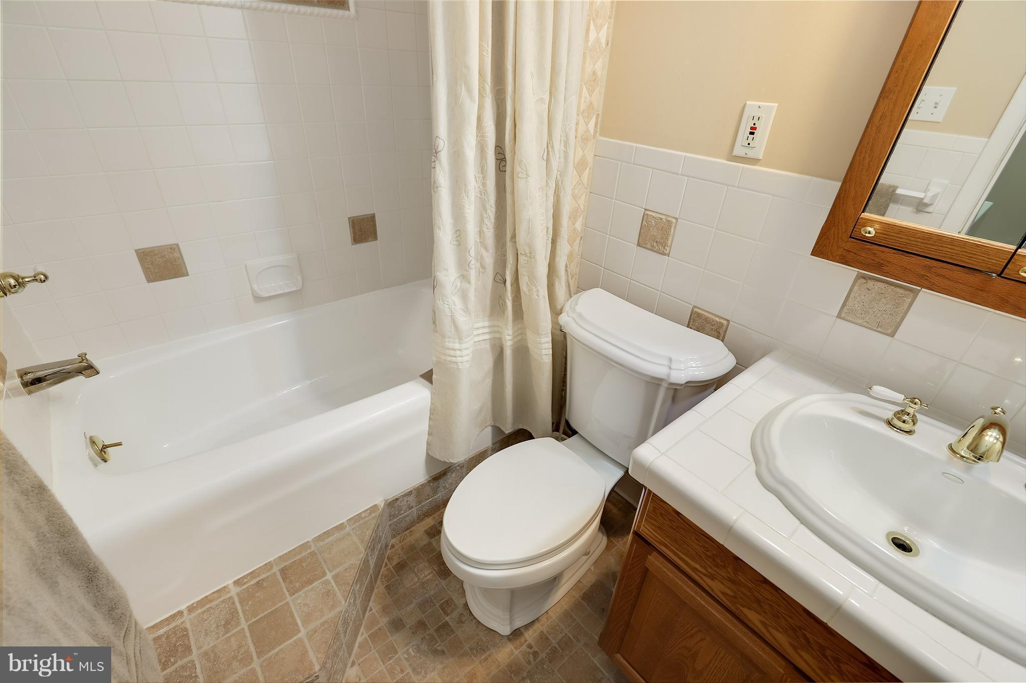 12057 Pierce Road Waldorf, MD 20601 - Photo 24 of 30 Bath