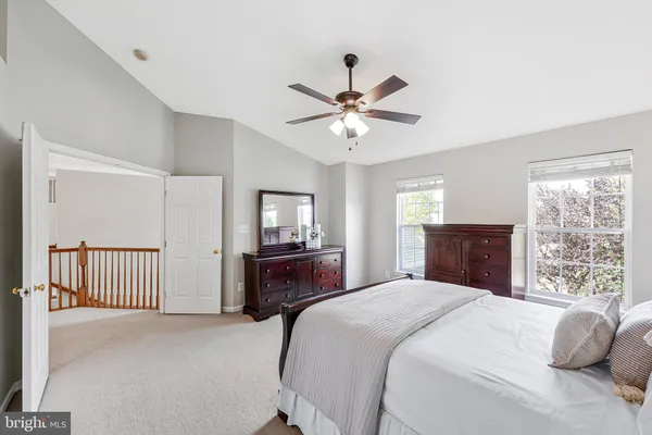 $900,000 | 25407 Vacation Place, Aldie, VA 20105