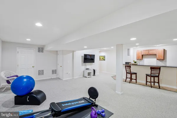 $900,000 | 25407 Vacation Place, Aldie, VA 20105