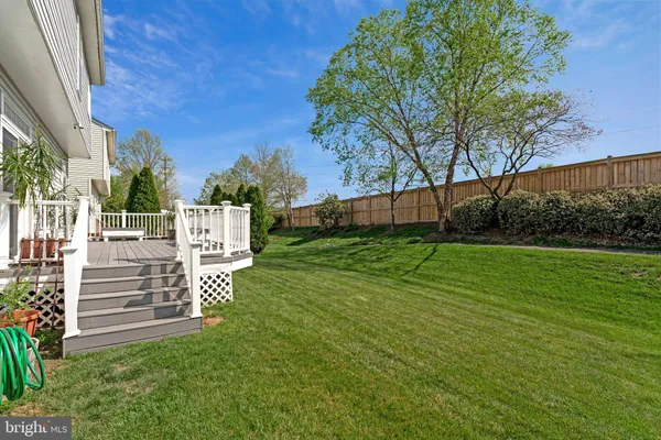 $900,000 | 25407 Vacation Place, Aldie, VA 20105