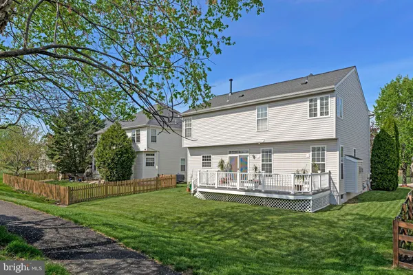 $900,000 | 25407 Vacation Place, Aldie, VA 20105