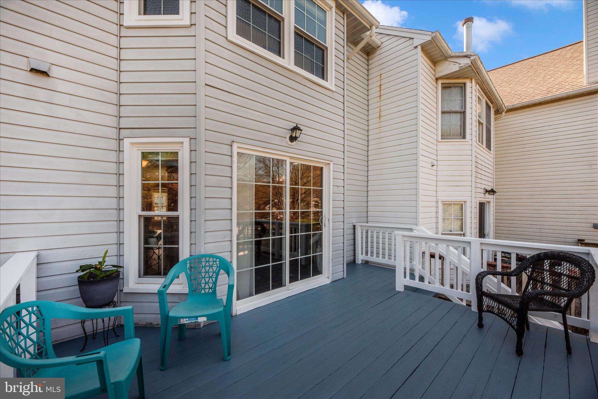 6630 Commodore Court New Market, MD 21774 - Photo 42 of 68 a view of a chair and table in the patio
