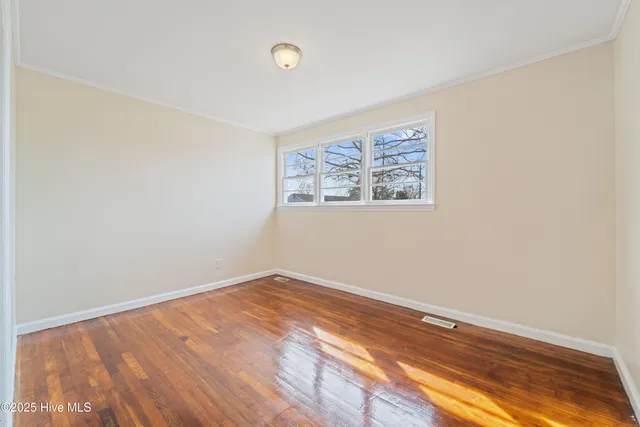 $1,050 | 2272 Onslow Drive, Jacksonville, NC 28540