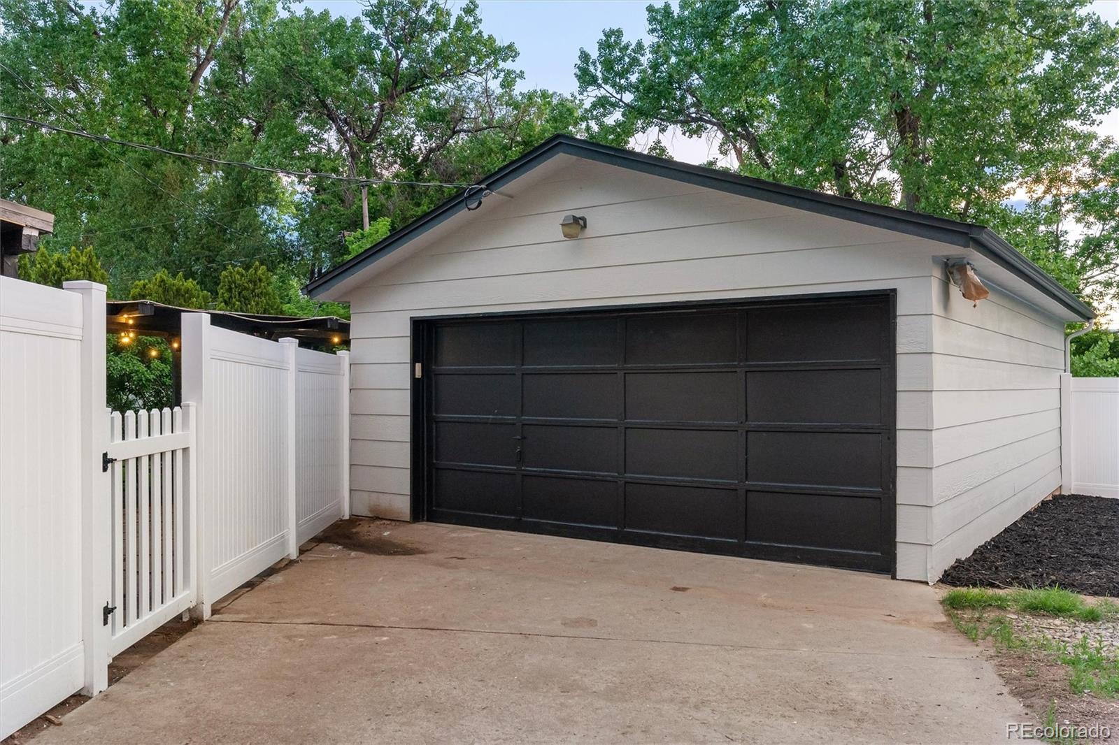6487 Lee Street Arvada, CO 80004 - Photo 38 of 40