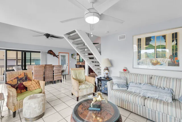 $880,000 | 3686 Gulfstream Street, Big Pine Key, FL 33043