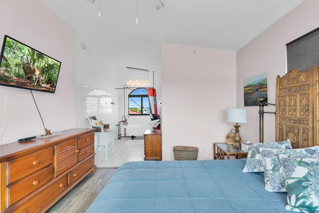 $880,000 | 3686 Gulfstream Street, Big Pine Key, FL 33043