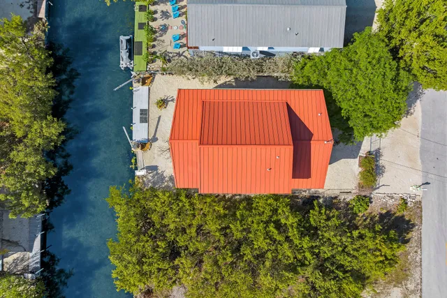 $880,000 | 3686 Gulfstream Street, Big Pine Key, FL 33043