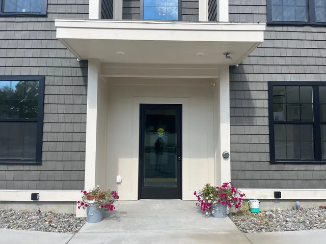 $419,900 | 725-727 Central Avenue, Unit 304, Dover, NH 03820
