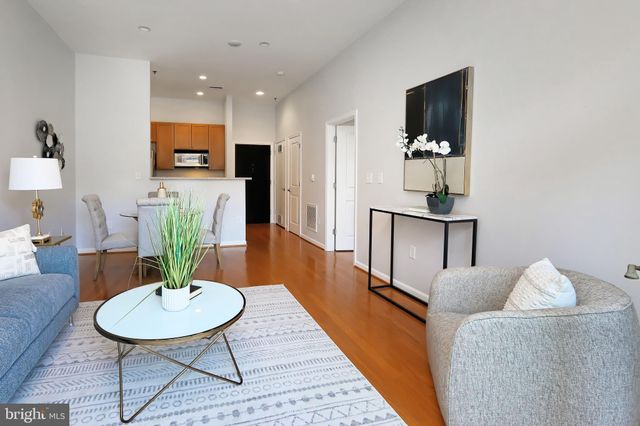 $370,000 | 309 Holland Lane, Unit 202, Alexandria, VA 22314