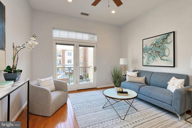 $370,000 | 309 Holland Lane, Unit 202, Alexandria, VA 22314