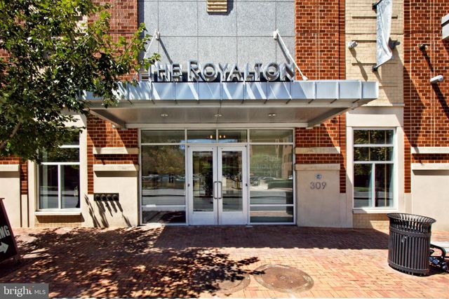 $370,000 | 309 Holland Lane, Unit 202, Alexandria, VA 22314
