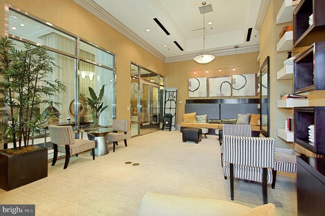 $370,000 | 309 Holland Lane, Unit 202, Alexandria, VA 22314