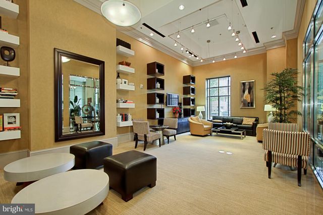 $370,000 | 309 Holland Lane, Unit 202, Alexandria, VA 22314