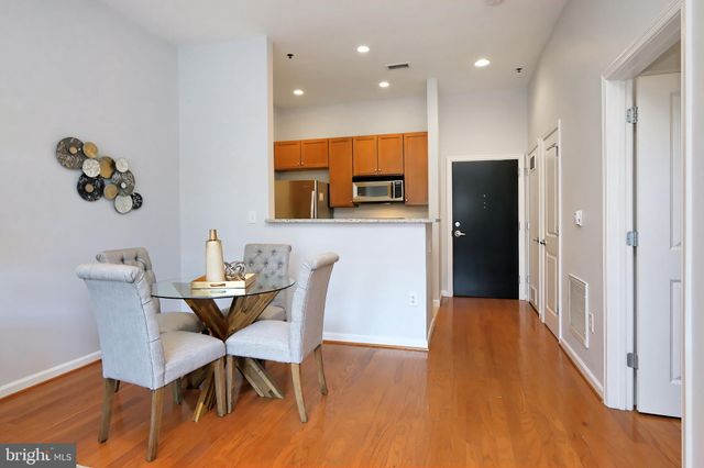 $370,000 | 309 Holland Lane, Unit 202, Alexandria, VA 22314