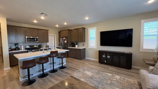 $2,595 | 17744 West Cassia Way, Goodyear, AZ 85338