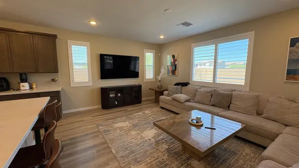 $2,595 | 17744 West Cassia Way, Goodyear, AZ 85338